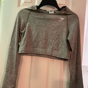 Gym shark long sleeve crop top